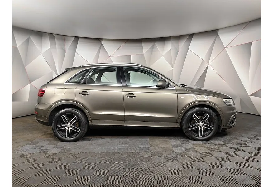Audi Q3 2.0 TFSI quattro S tronic (170 л.с.) Коричневый в АВИЛОН. Слайд №6
