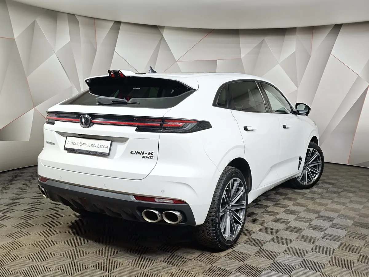 Changan UNI-K 2.0 AT 4WD (226 л.с.) Tech Белый в АВИЛОН. Слайд №2