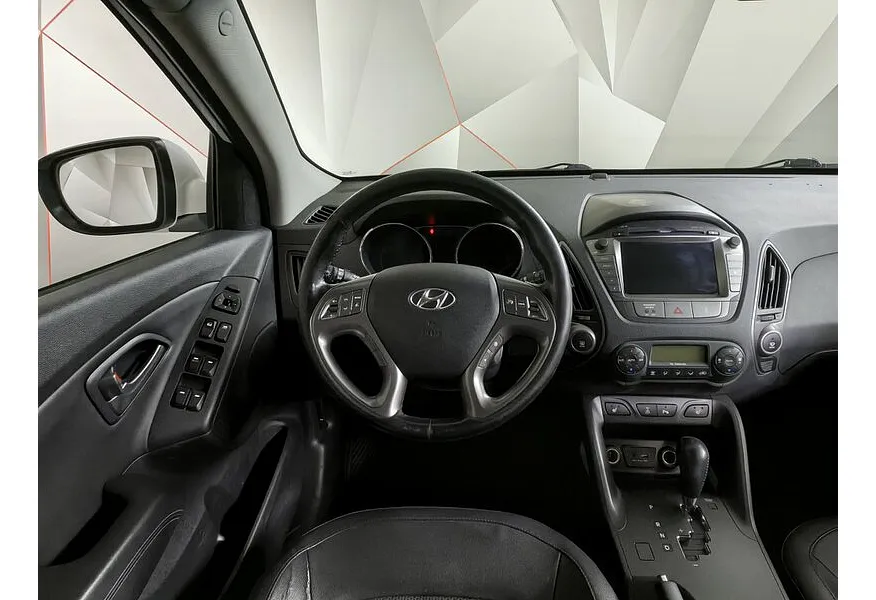 Hyundai ix35 2.0 AT 4WD (150 л.с.) Classic Белый в АВИЛОН. Слайд №20