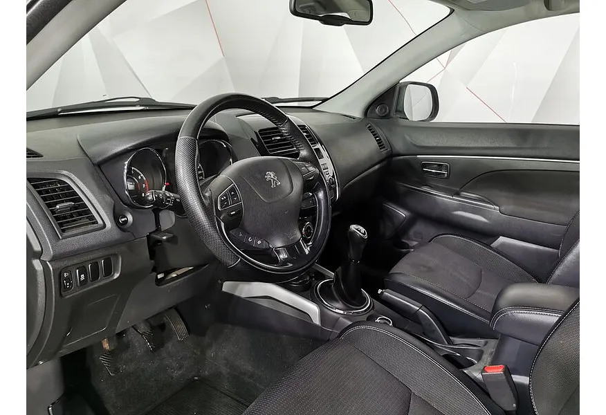 Peugeot 4008 2.0 CVT 4WD (150 л.с.) Серый в АВИЛОН. Слайд №19