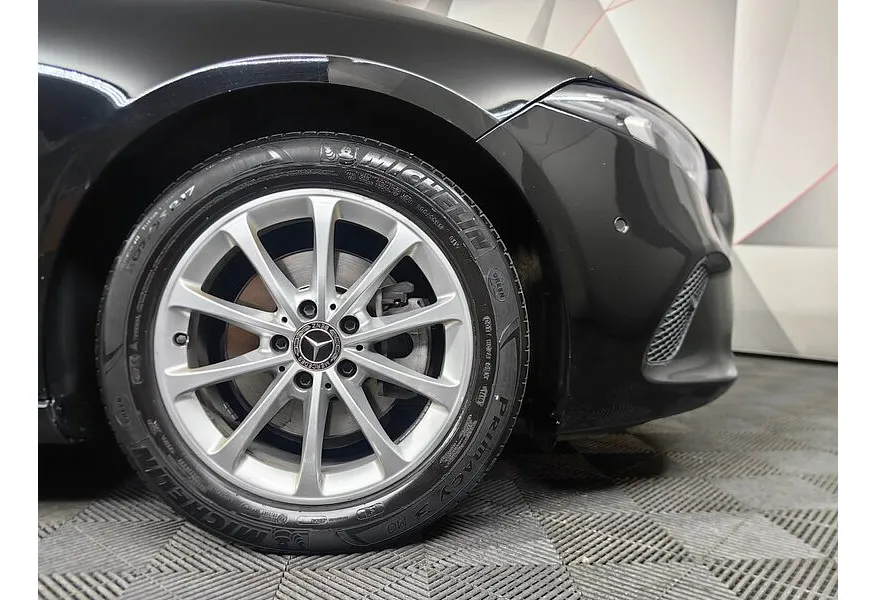 АВИЛОН - Mercedes-Benz A-Класс A 200 7G-DCT (150 л.с.) Progressive Черный - slide 18