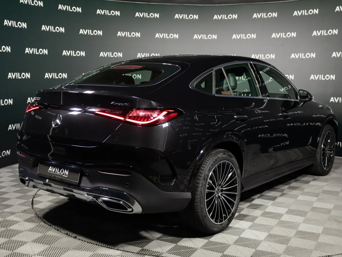 Mercedes-Benz GLC Купе 300 9G-TRONIC 4MATIC (272 л.с.) Черный в АВИЛОН. Слайд №8