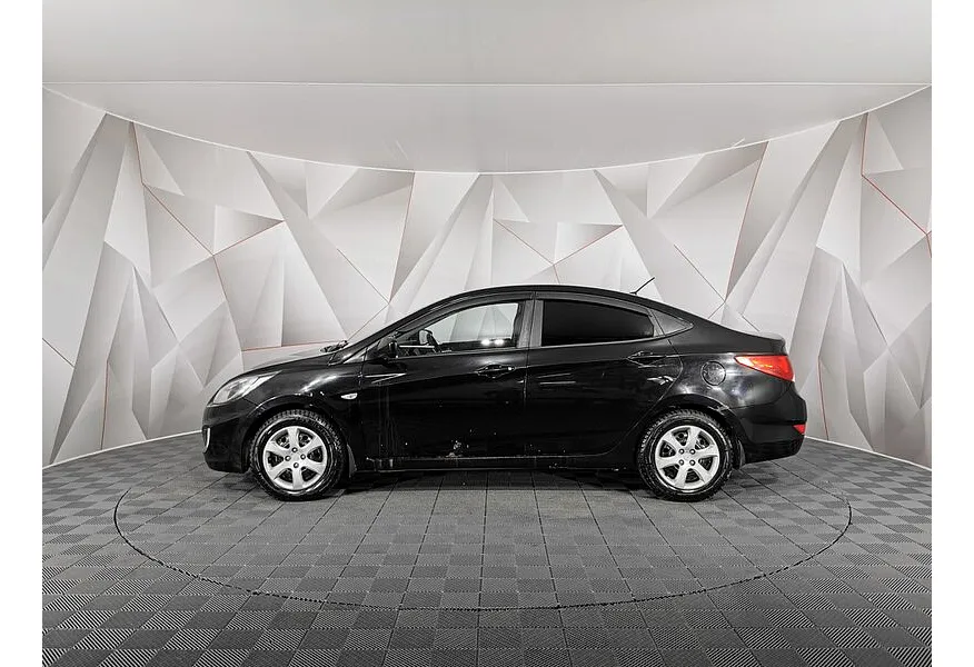 Hyundai Solaris 1.4 AT (100 л.с.) Active Plus Черный в АВИЛОН. Слайд №5