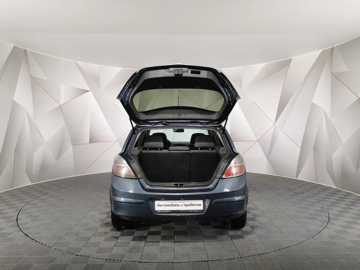 Opel Astra 1.6 MT (105 л.с.) Серый в АВИЛОН. Слайд №11