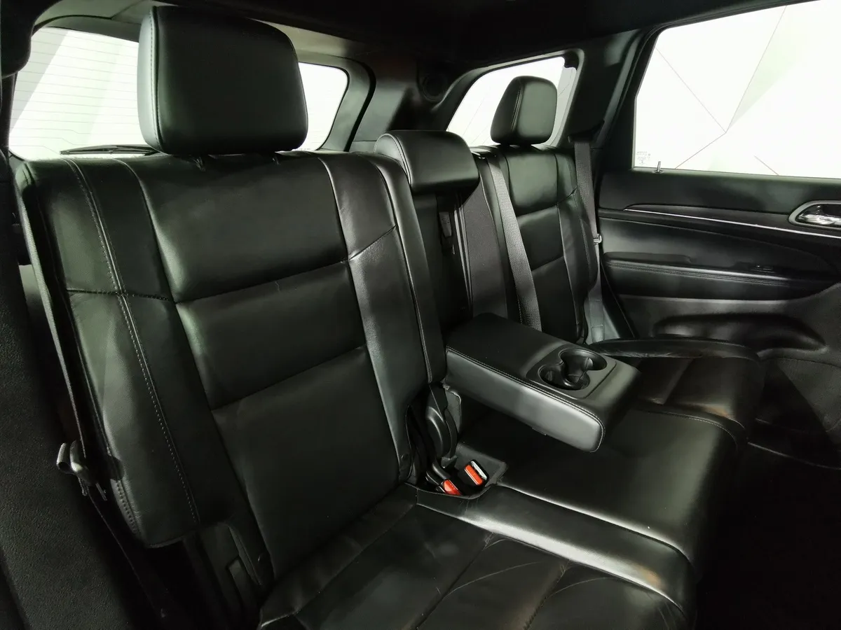 Jeep Grand Cherokee 3.0 AT AWD (238 л.с.) Limited Серый в АВИЛОН. Слайд №16