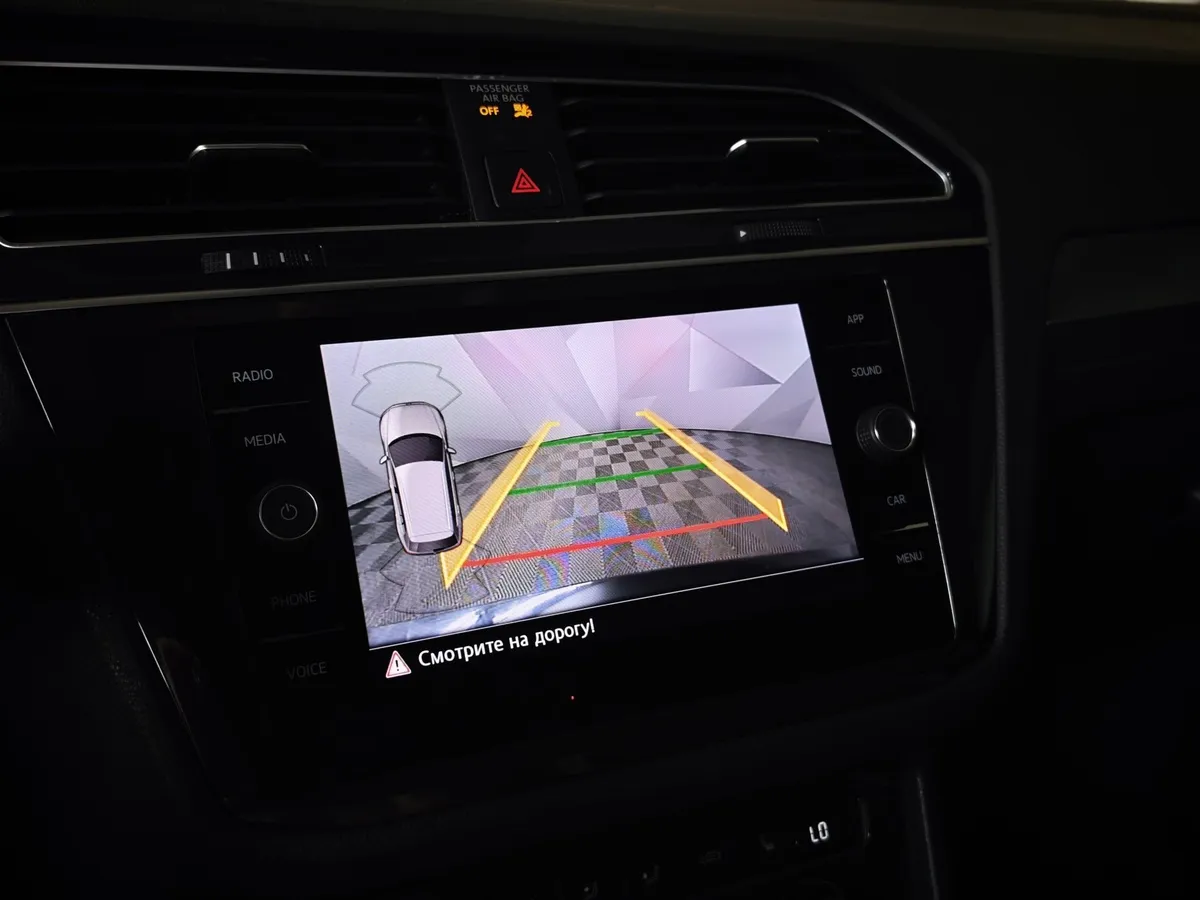 Volkswagen Tiguan 2.0 TDI 4Motion DSG (150 л.с.) OFFROAD Черный в АВИЛОН. Слайд №21