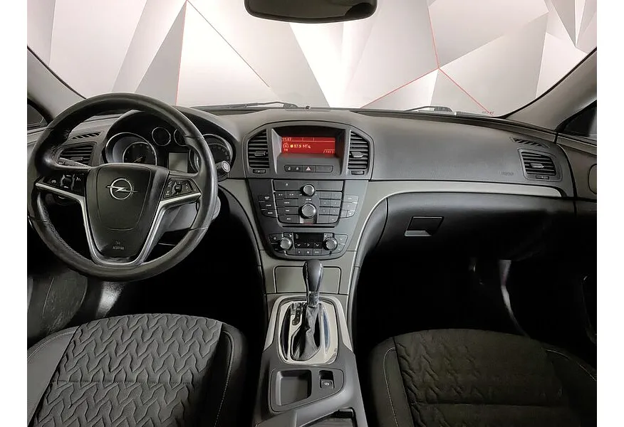 Opel Insignia 2.0 Turbo AT (220 л.с.) Серый в АВИЛОН. Слайд №14