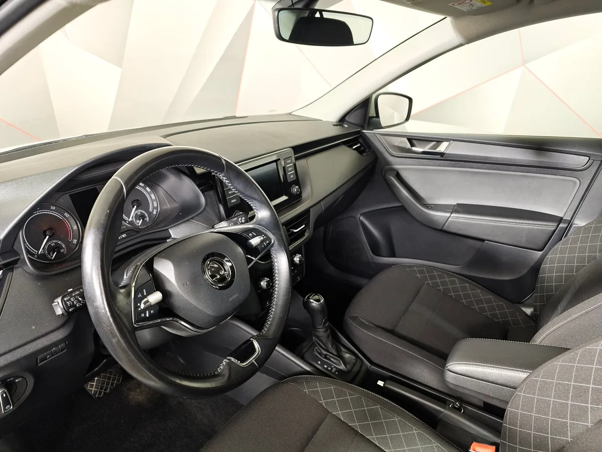 Skoda Rapid 1.6 AT (110 л.с.) Белый в АВИЛОН. Слайд №19