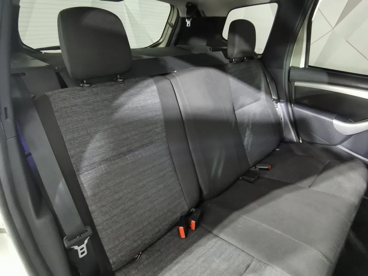 Renault Duster 1.6 MT (114 л.с.) Бежевый в АВИЛОН. Слайд №16