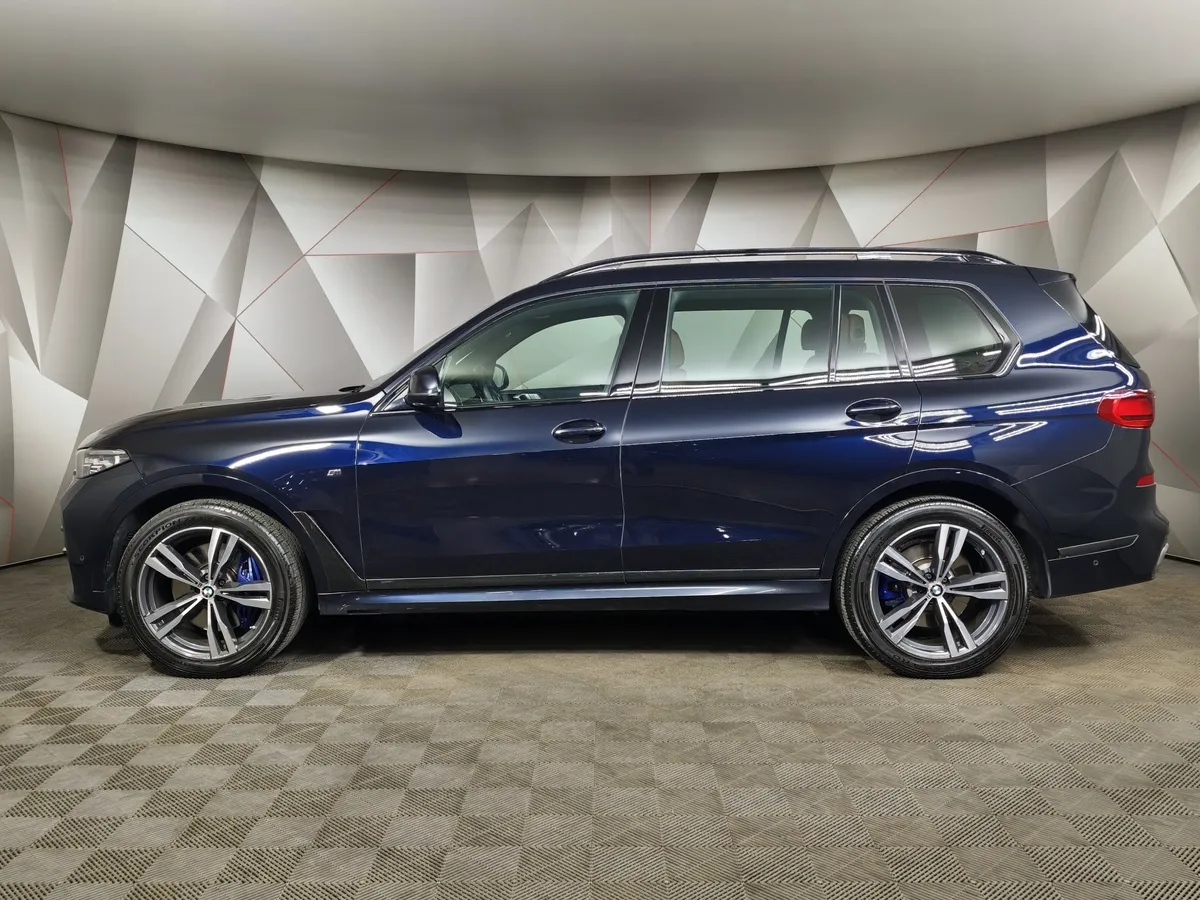 BMW X7 xDrive40i Steptronic (340 л.с.) Базовая (Локальная сборка) Черный в АВИЛОН. Слайд №5