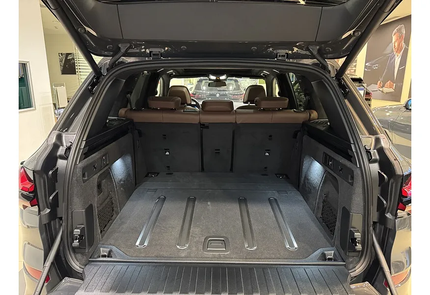 BMW X5 xDrive30d Steptronic (286 л.с.) Серый в АВИЛОН. Слайд №11