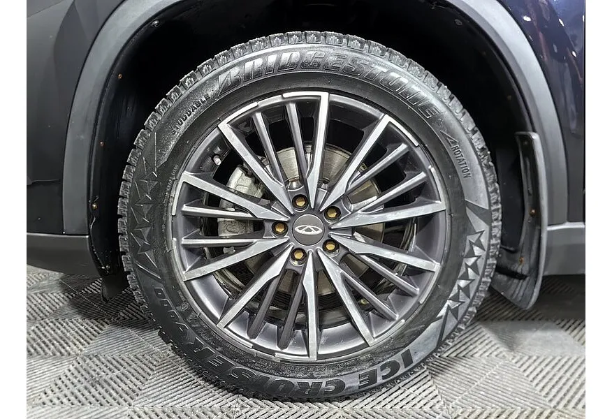 Chery Tiggo 8 Pro 1.6 TGDI DCT7 (186 л.с.) Prestige Speedline Черный в АВИЛОН. Слайд №9