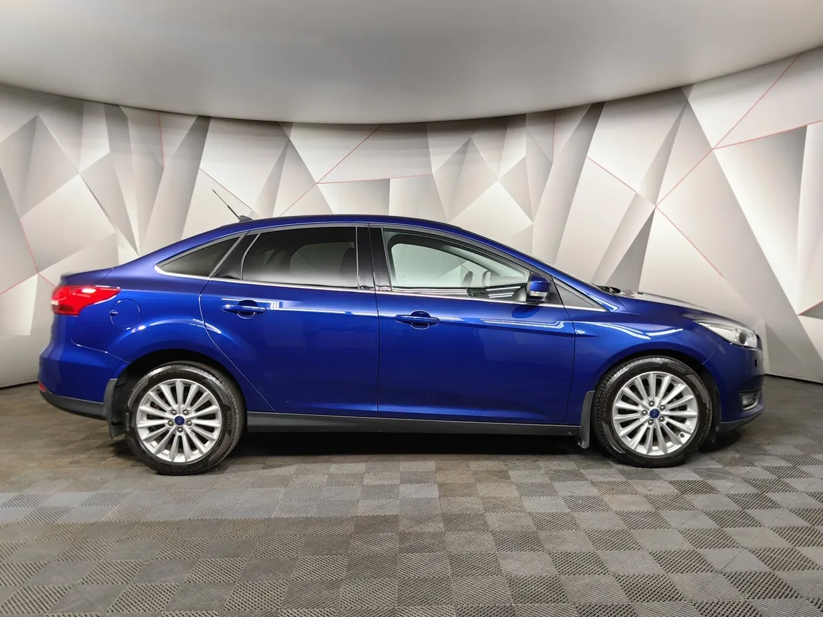 Ford Focus 1.6 PowerShift (125 л.с.) Titanium Синий в АВИЛОН. Слайд №6