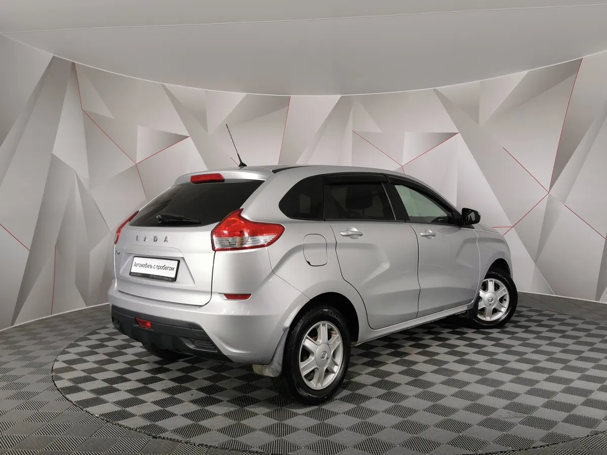 ВАЗ (Lada) XRAY 1.6 MT (106 л.с.) Серебристый в АВИЛОН. Слайд №2