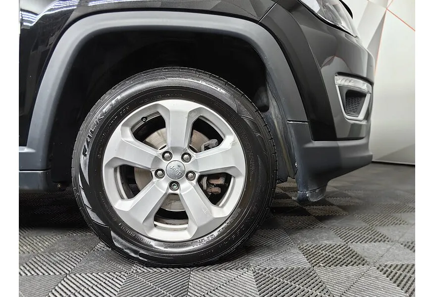 АВИЛОН - Jeep Compass 2.4 4x4 AT (150 л.с.) Limited Черный - slide 16