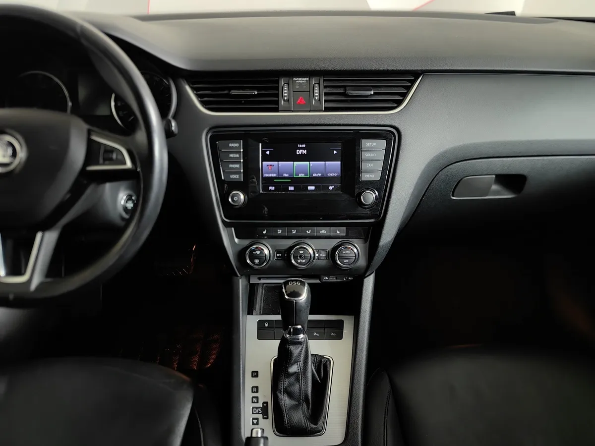 Skoda Octavia 1.8 TSI DSG (180 л.с.) Белый в АВИЛОН. Слайд №14