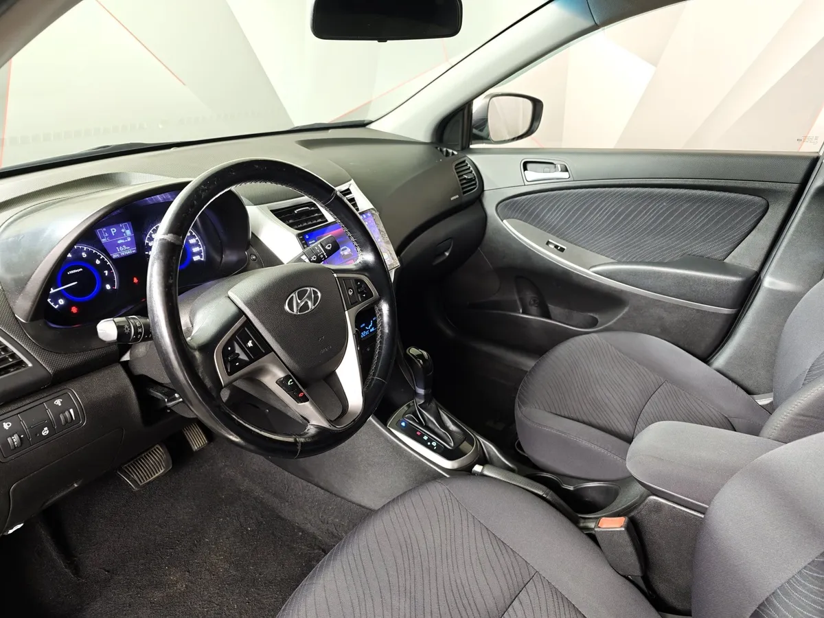 Hyundai Solaris 1.6 AT (123 л.с.) Elegance Серый в АВИЛОН. Слайд №19