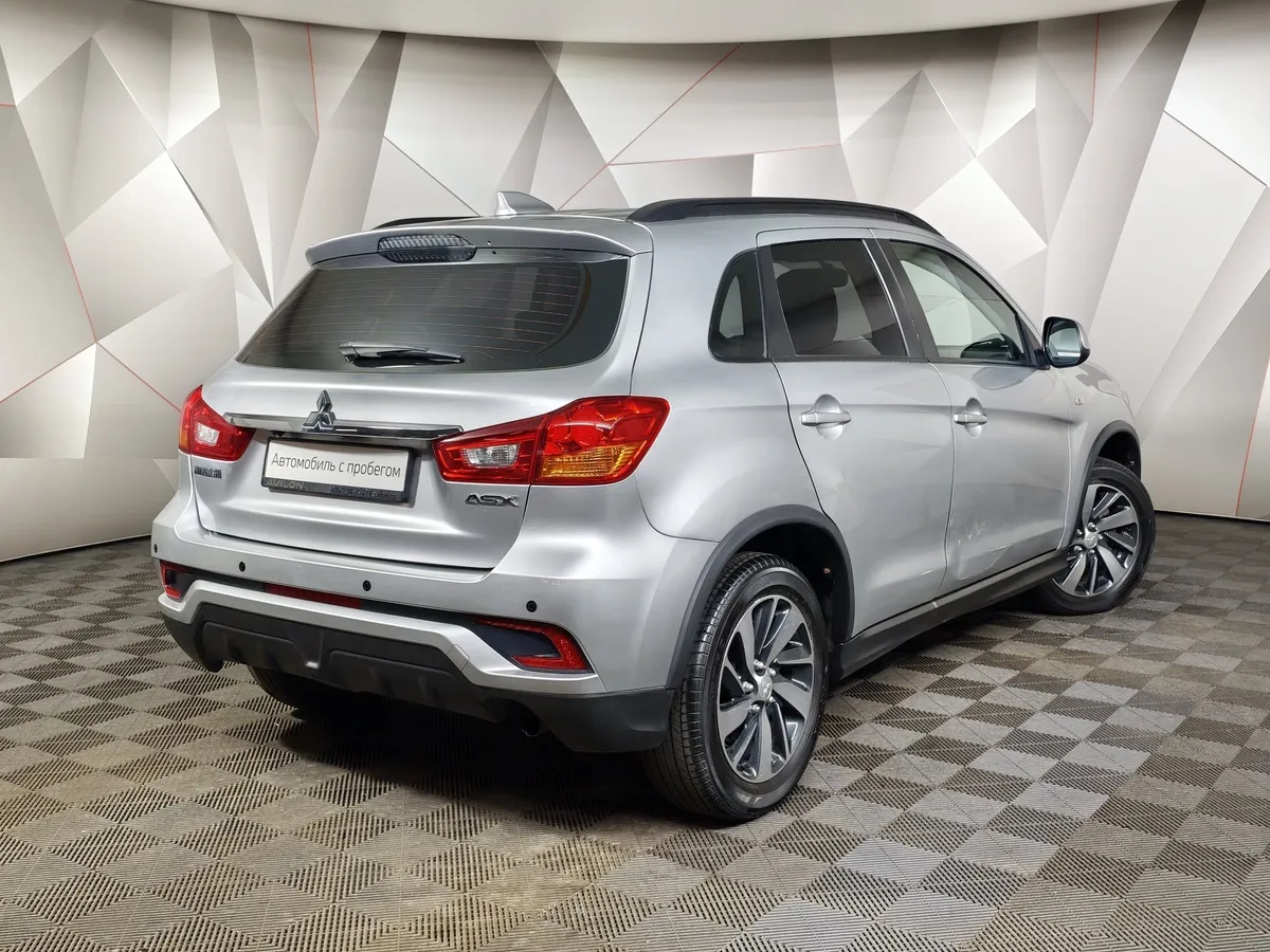 Mitsubishi ASX 2.0 CVT 4WD (150 л.с.) Серебристый в АВИЛОН. Слайд №2