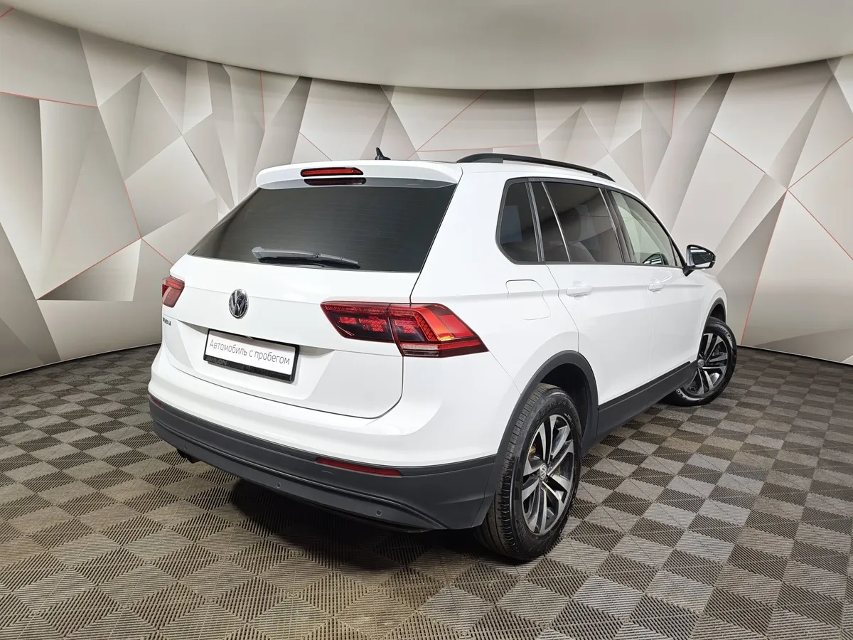 Volkswagen Tiguan 1.4 TSI BlueMotion DSG (150 л.с.) Highline Белый в АВИЛОН. Слайд №2