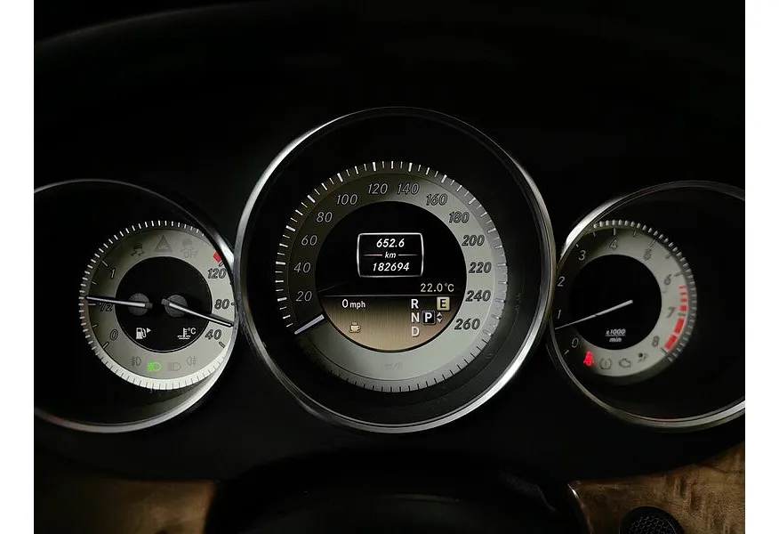 Mercedes-Benz CLS CLS 350 BlueEfficiency 7G-Tronic Plus (306 л.с.) Черный в АВИЛОН. Слайд №17