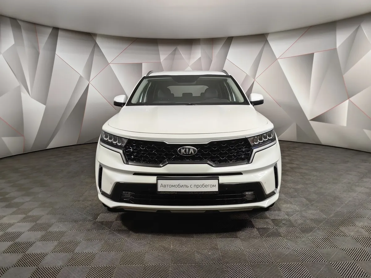 Kia Sorento 2.5 MPI 4WD AT (180 л.с.) Luxe Белый в АВИЛОН. Слайд №6