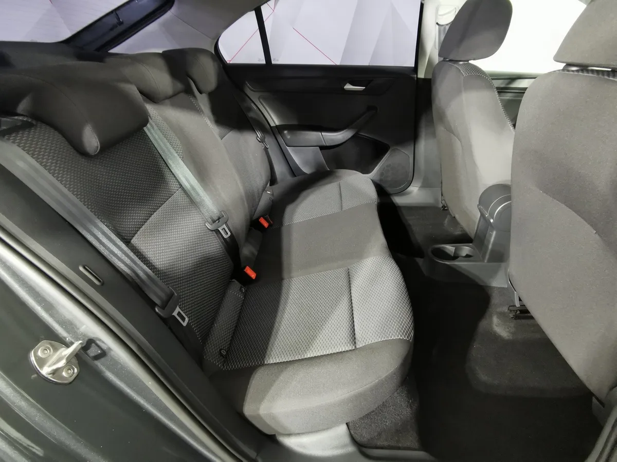 Volkswagen Polo 1.6 MT (105 л.с.) Trendline Серый в АВИЛОН. Слайд №15