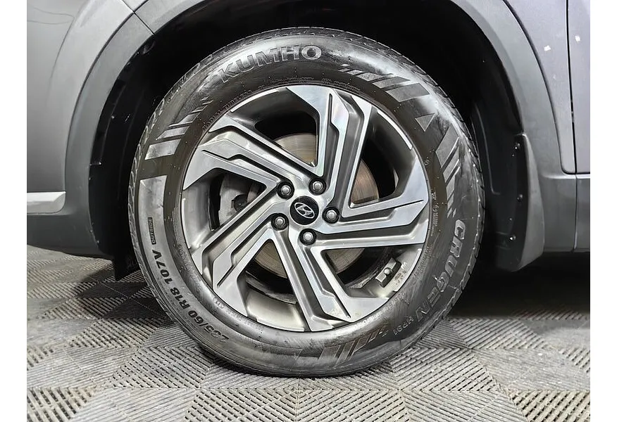 Hyundai Santa Fe 2.5 AWD 6AT (180 л.с.) Prestige Серый в АВИЛОН. Слайд №9