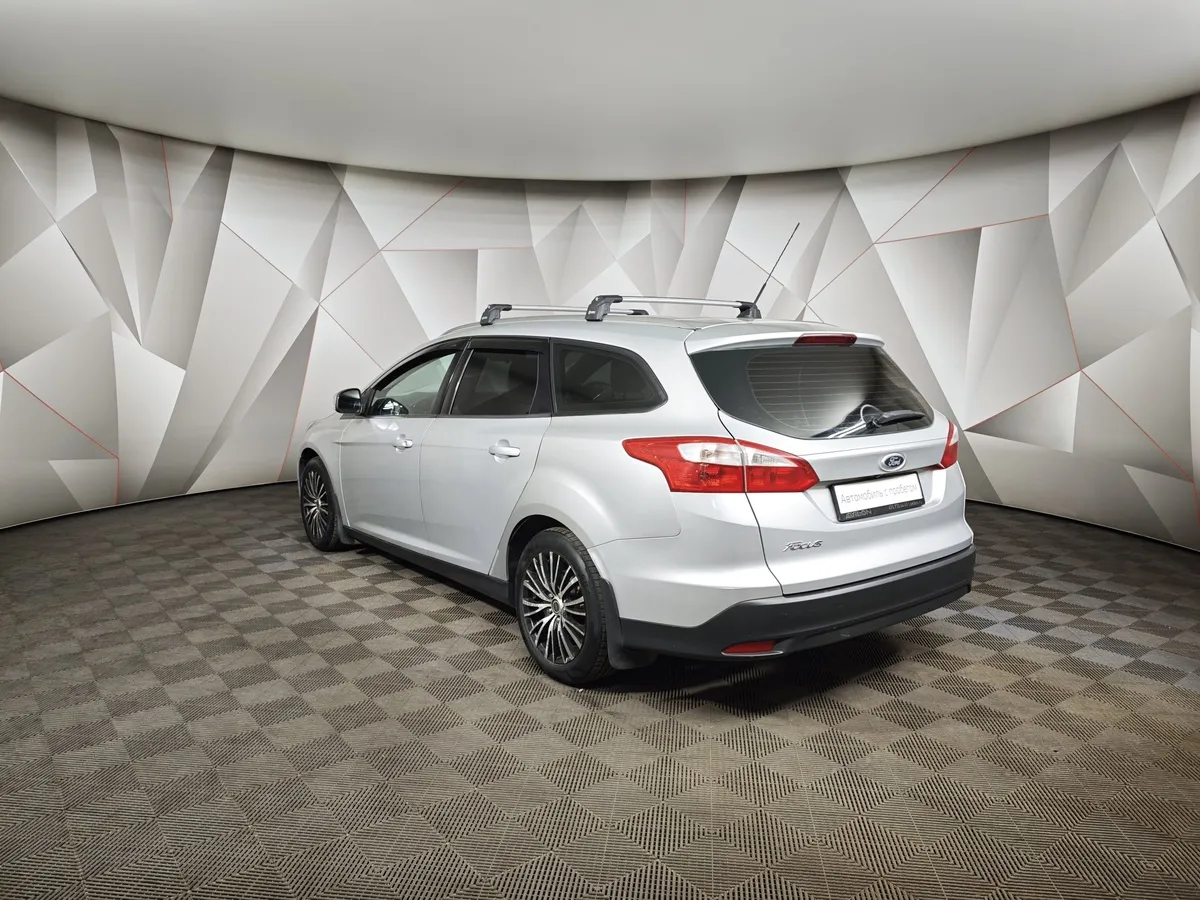 Ford Focus 1.6 MT (125 л.с.) Trend Серебристый в АВИЛОН. Слайд №4