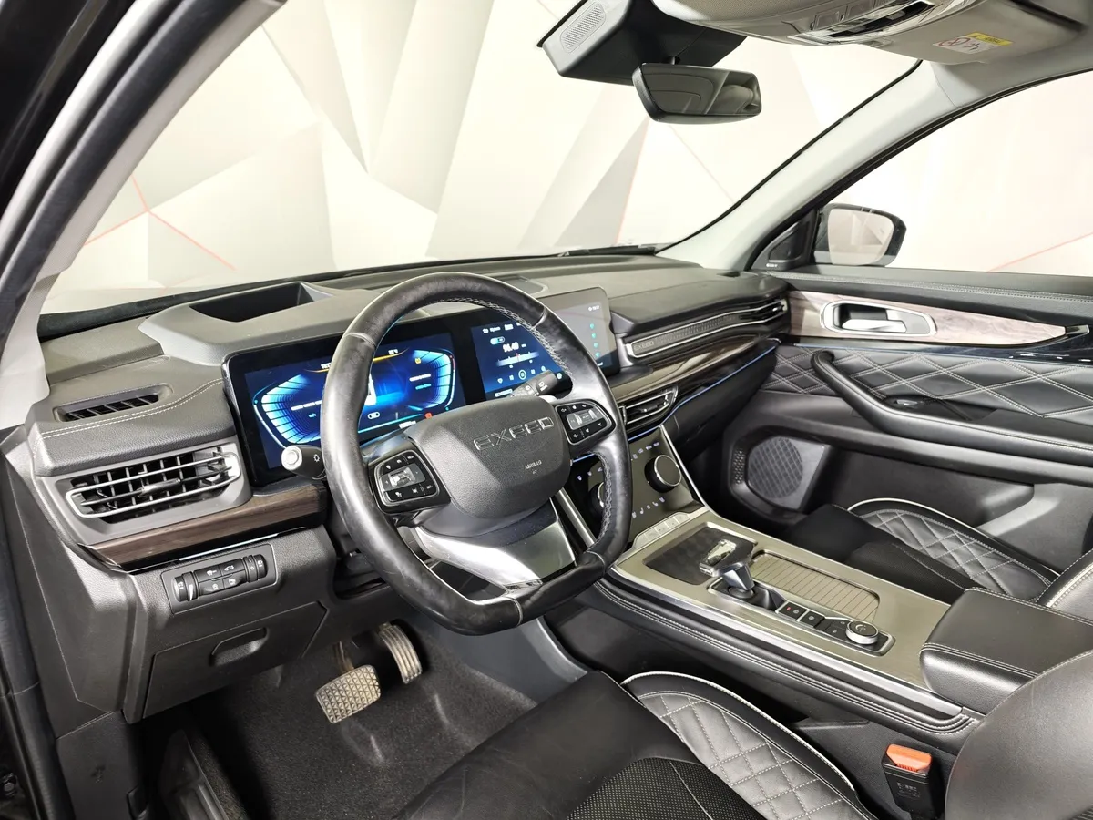 EXEED VX 2.0 AMT AWD (249 л.с.) President Черный в АВИЛОН. Слайд №18