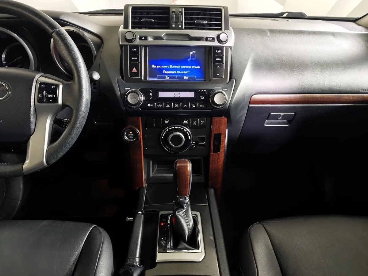 Toyota Land Cruiser Prado 4.0 AT 4WD (282 л.с.) Белый в АВИЛОН. Слайд №13