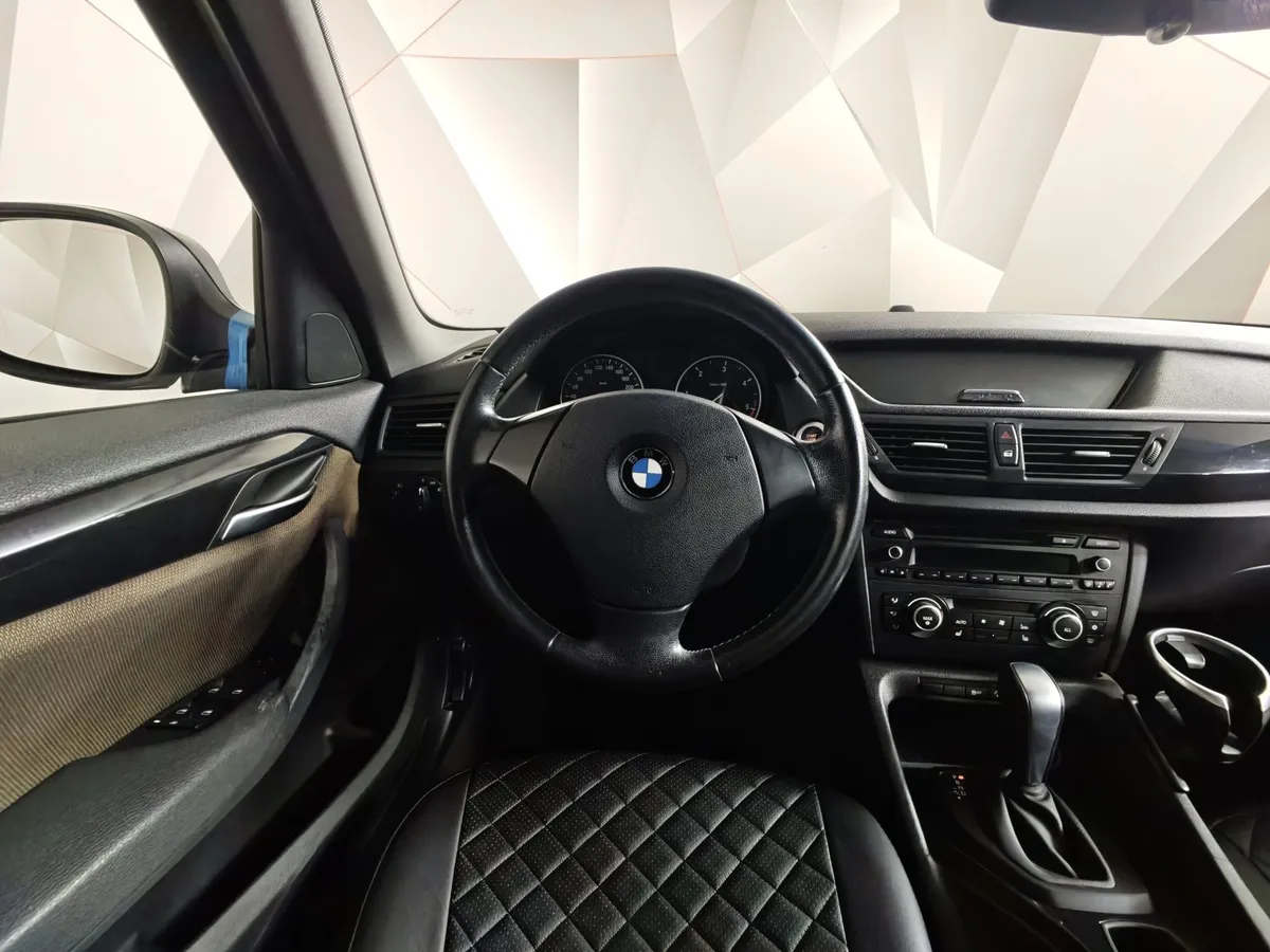 BMW X1 xDrive20d AT (184 л.с.) Черный в АВИЛОН. Слайд №14