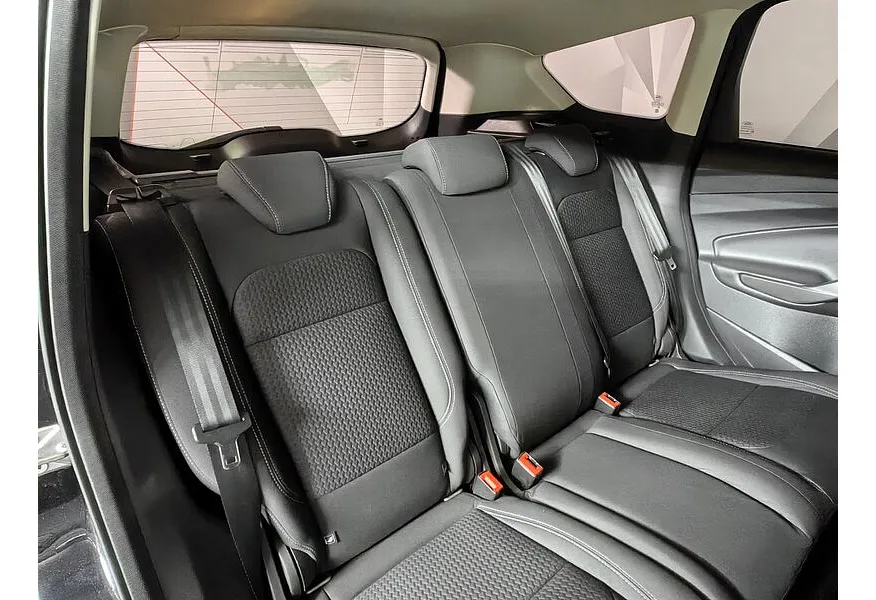 Ford Kuga 2.5 AT (150 л.с.) Черный в АВИЛОН. Слайд №17