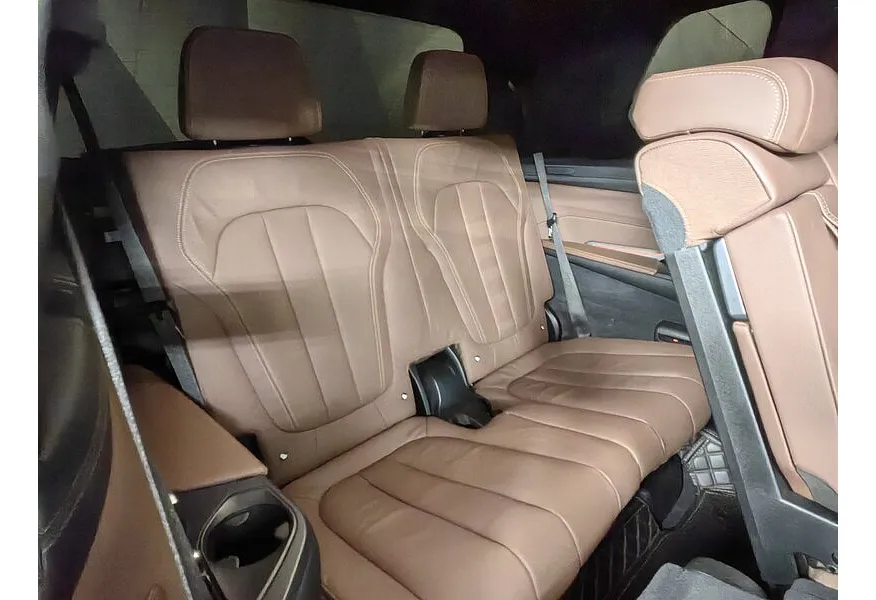 АВИЛОН - BMW X7 xDrive30d Steptronic (249 л.с.) Черный - slide 6