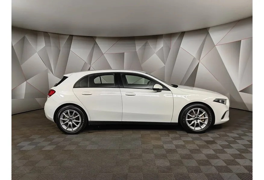 АВИЛОН - Mercedes-Benz A-Класс A 200 7G-DCT (150 л.с.) Comfort Белый - slide 3