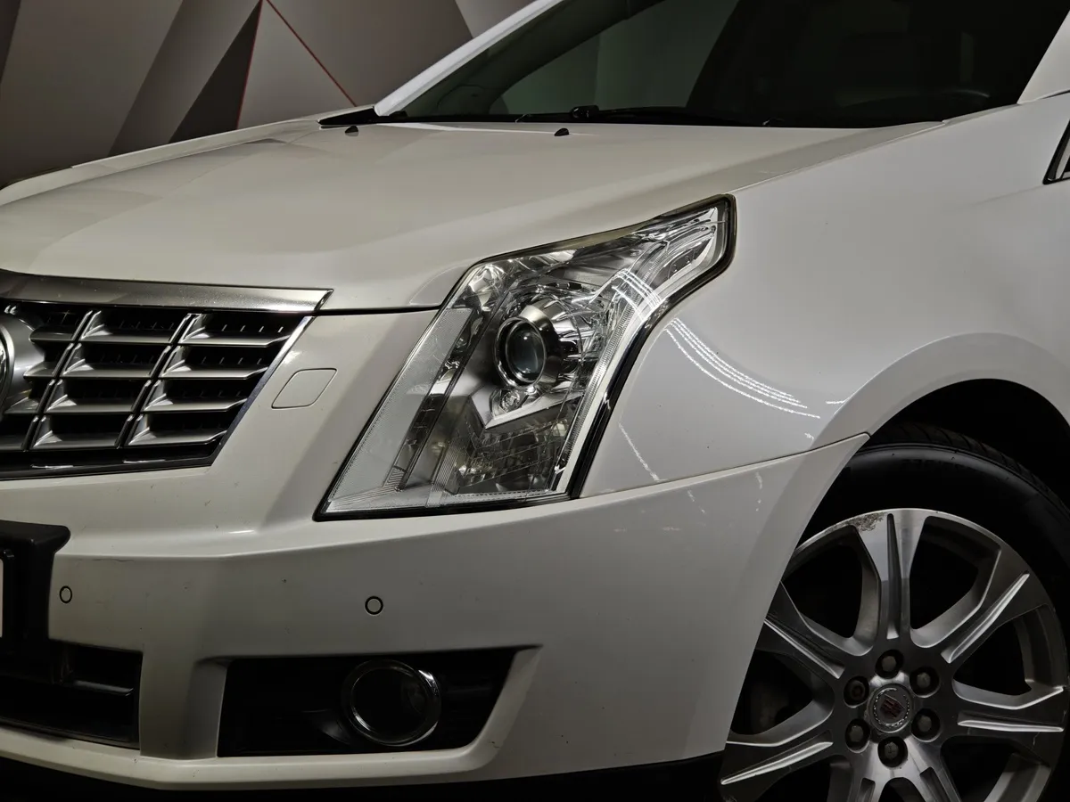 Cadillac SRX 3.0 AT (249 л.с.) Белый в АВИЛОН. Слайд №10