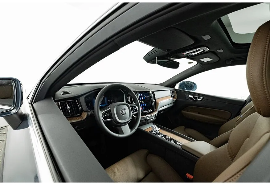 АВИЛОН - Volvo XC60 2.0 AT AWD (264 л.с.) Luxury Edition Черный - slide 8
