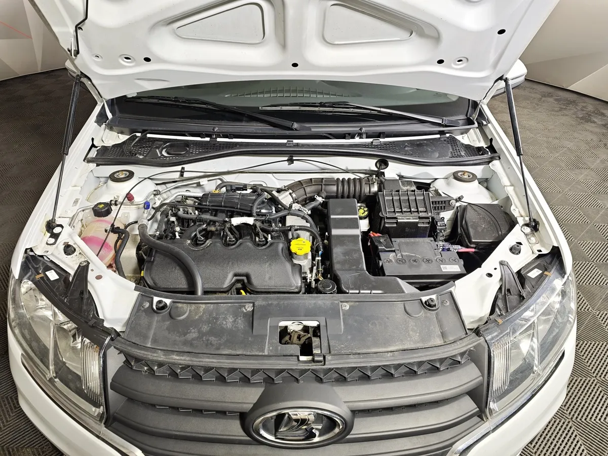 ВАЗ (Lada) Largus 1.6 MT 16 кл (5 мест) (105 л.с.) Белый в АВИЛОН. Слайд №11