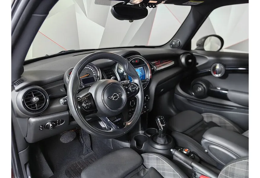 MINI 3 двери Cooper S 2.0 AT (192 л.с.) Фиолетовый в АВИЛОН. Слайд №12