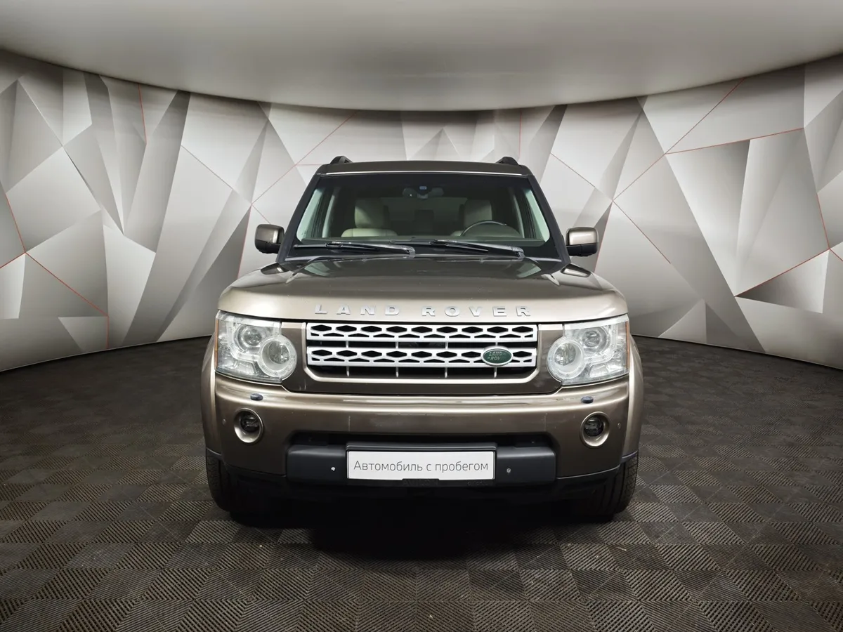 Land Rover Discovery 3.0 TD AT (245 л.с.) SE Коричневый в АВИЛОН. Слайд №7