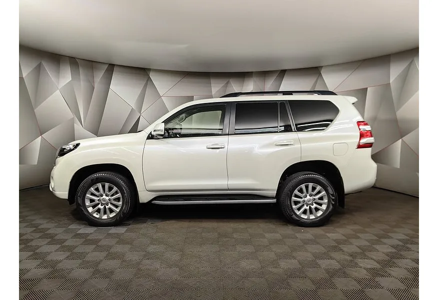 АВИЛОН - Toyota Land Cruiser Prado 2.8 D AT 4WD (5 мест) (177 л.с.) Комфорт Белый - slide 2