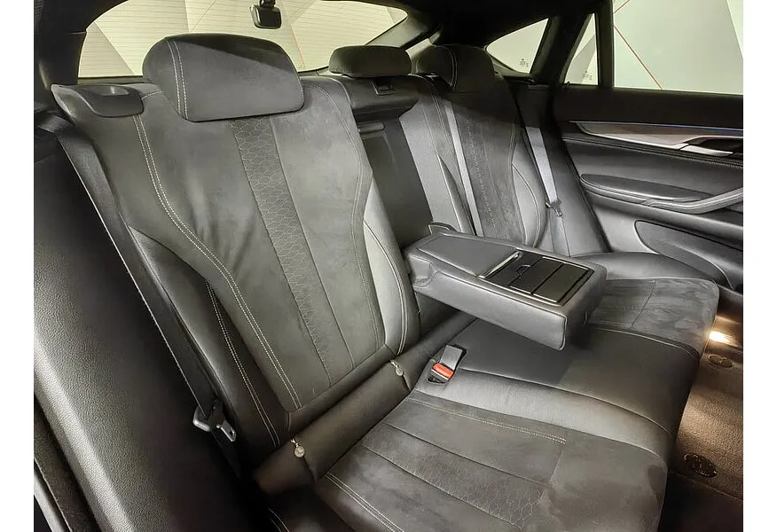 АВИЛОН - BMW X6 xDrive30d Steptroniс (249 л.с.) Черный - slide 9