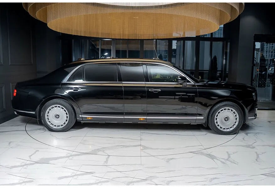 AURUS Senat 4.4L AWD AT (598 л.с.) Черный в АВИЛОН. Слайд №2