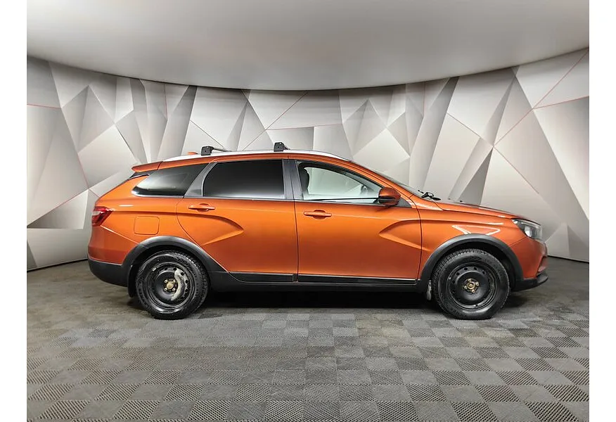 ВАЗ (Lada) Vesta 1.8 AMT (122 л.с.) Оранжевый в АВИЛОН. Слайд №6