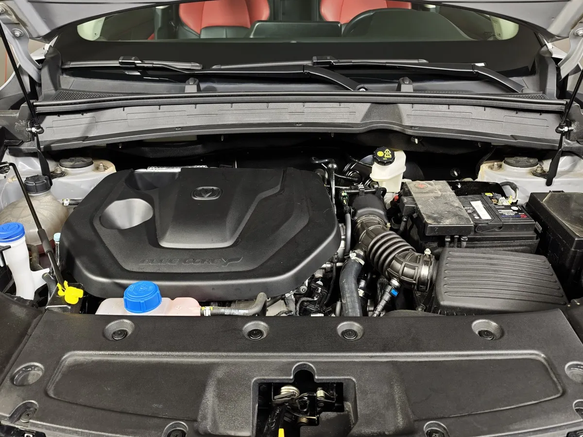 Changan UNI-S 1.5T 7DCT 2WD (181 л.с.) Tech Серый в АВИЛОН. Слайд №11