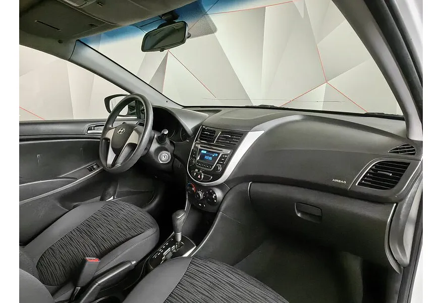 АВИЛОН - Hyundai Solaris 1.4 AT (100 л.с.) Active Plus Белый - slide 12