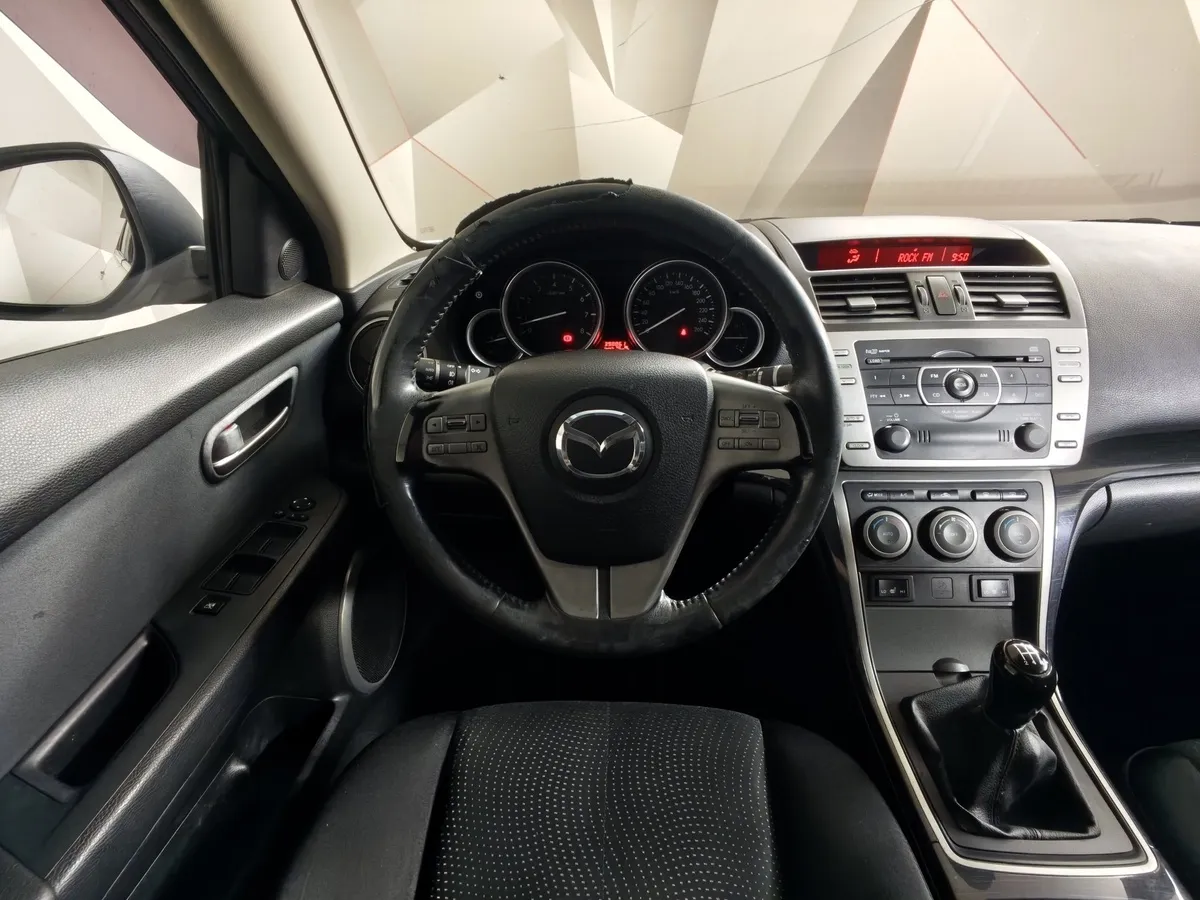 Mazda 6 1.8 MT (120 л.с.) Белый в АВИЛОН. Слайд №20
