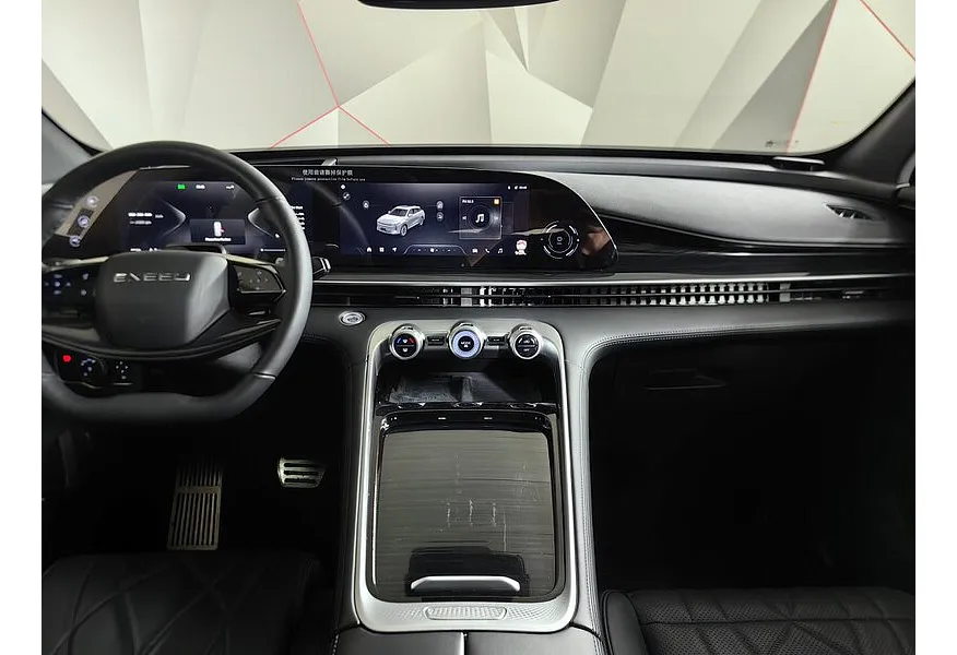 EXEED RX 2.0T DCT 4WD (249 л.с.) Platinum Черный в АВИЛОН. Слайд №15