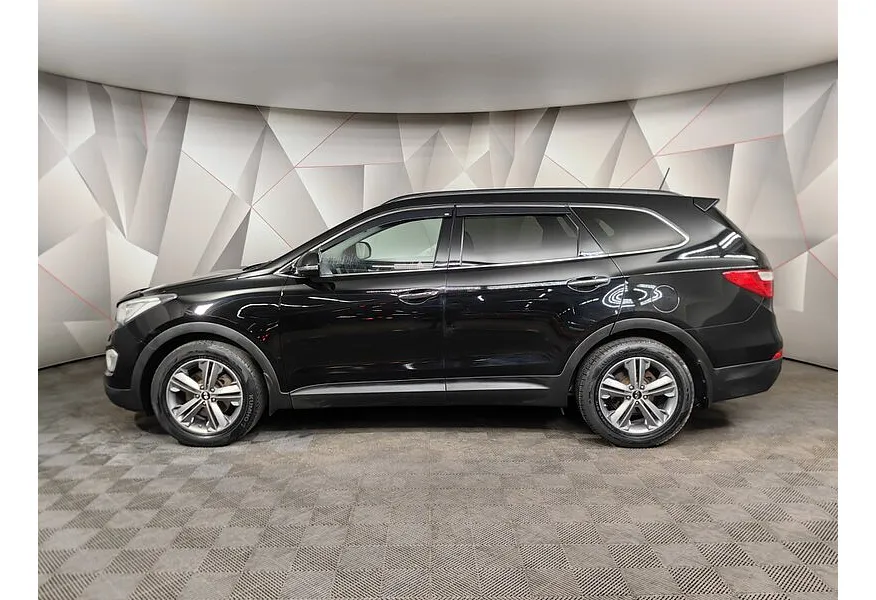 Hyundai Santa Fe 3.0 AT 4WD (249 л.с.) High-Tech Черный в АВИЛОН. Слайд №5