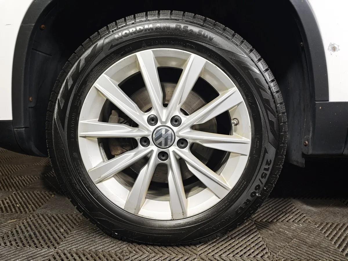 Volkswagen Tiguan 1.4 TSI 4Motion AT (150 л.с.) Белый в АВИЛОН. Слайд №9