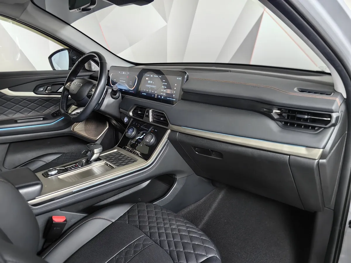 EXEED TXL 2.0 DCT7 AWD (197 л.с.) Sport Edition Серый в АВИЛОН. Слайд №12